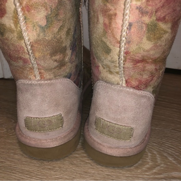 Ugg ladies classic tall boots size 7 - Picture 4 of 7